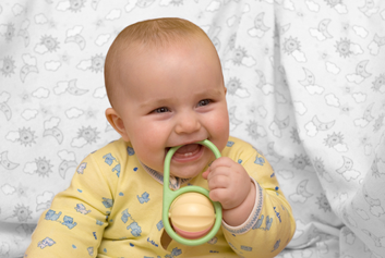 Изображение Правильно ли вы ухаживаете за первыми детскими зубами? на Schoolofcare.ru!