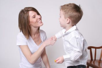 Изображение Насколько общителен ваш ребенок? на Schoolofcare.ru!